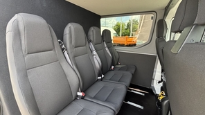 IVECO Daily 35S18A8 V VAN przewóz osób