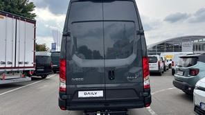 IVECO Daily 35S21 V FURGON
